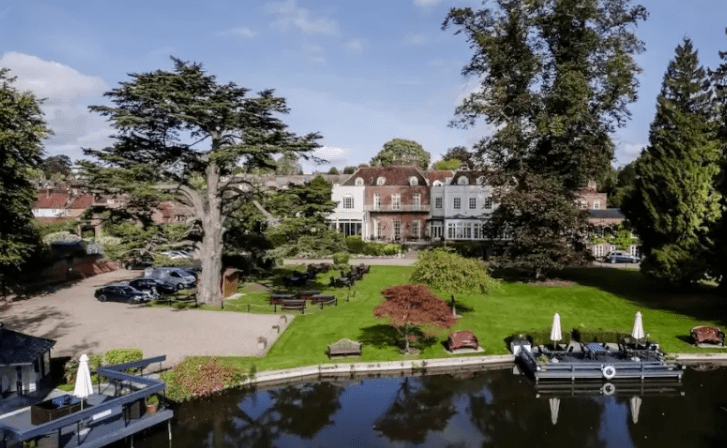 Free Competition -Win an Overnight Stay at St Michael's Manor Hotel, St Albans with Good Housekeeping Magazine