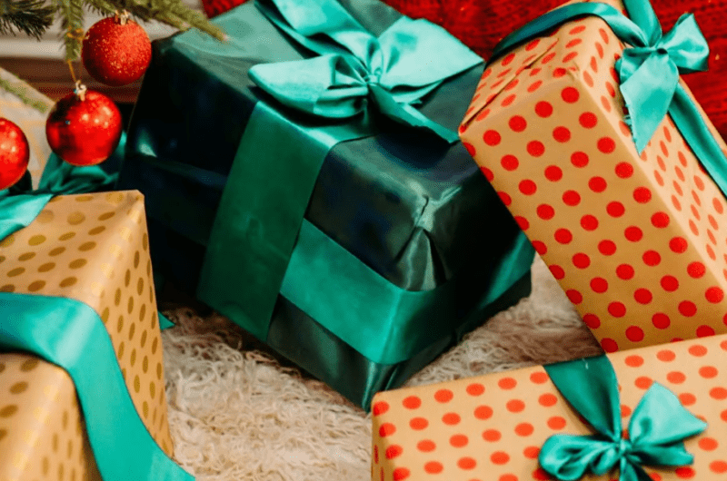 Free Competition - Win a Christmas Hamper Worth £2,500 With Country & Town House Magazine