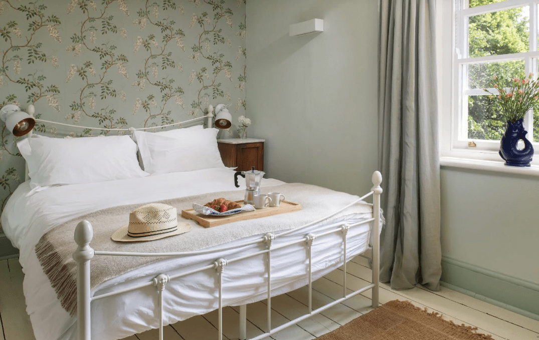 Free Competition - Win a Stay at Honeysuckle House in the Cotswolds Courtesy of Bolthole Retreats and Country & Town House Magazine